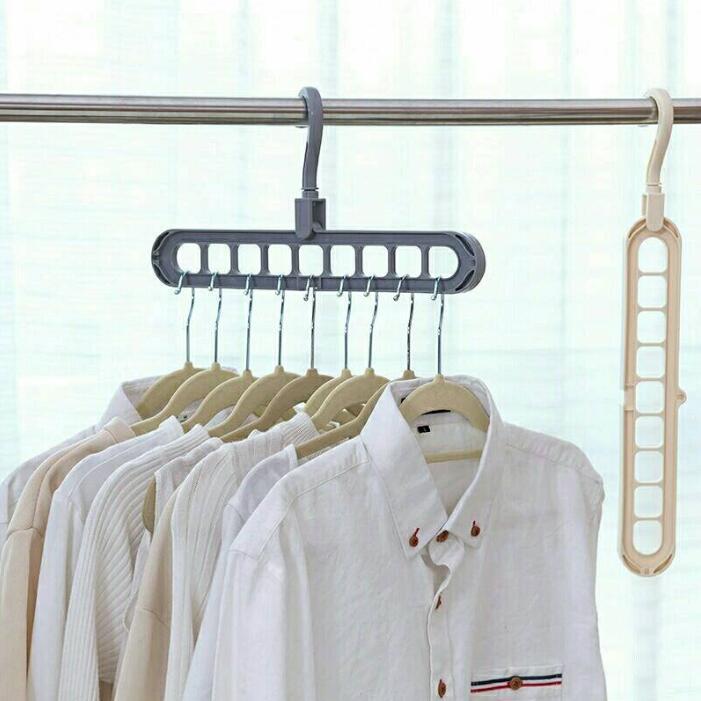 Hanger for small spaces